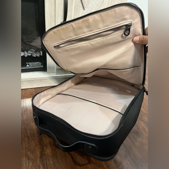 Calpak Kaya 15 inch laptop backpack - Picture 7 of 14